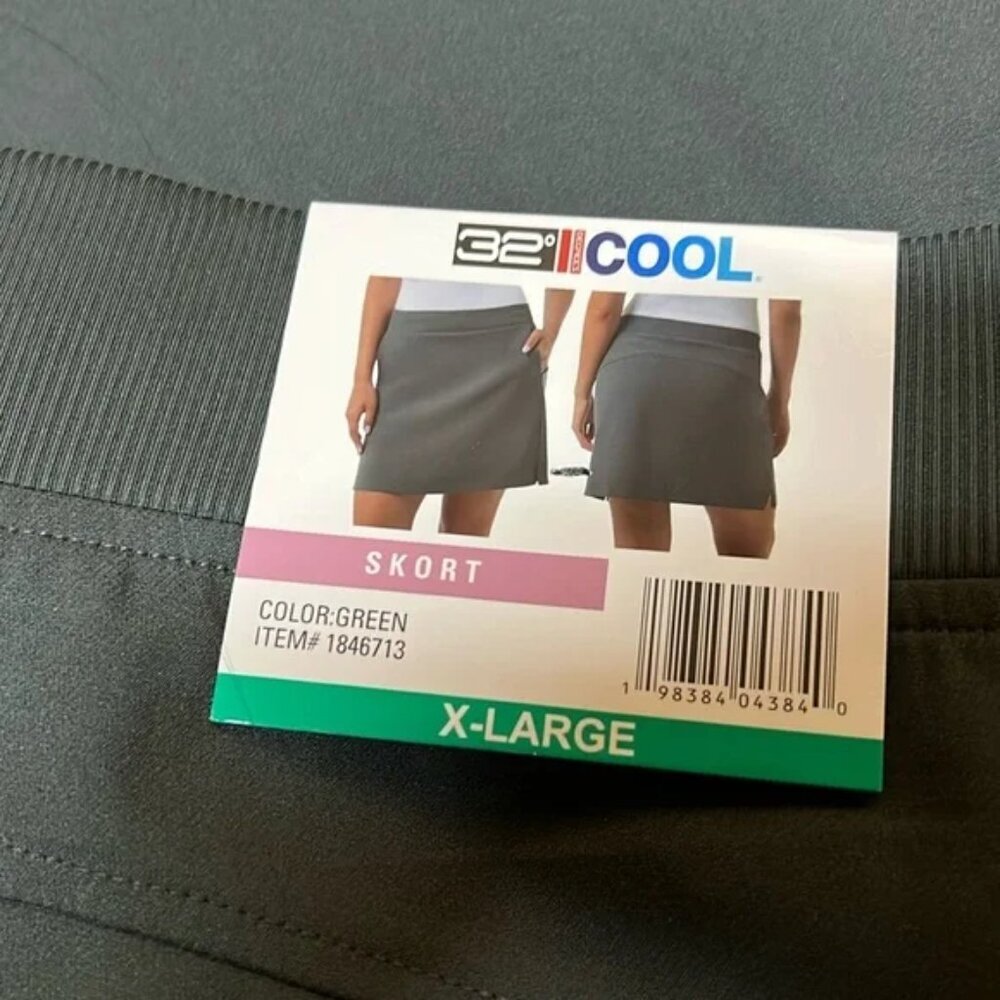 NWT 32 Degrees Women's‎ Skort Green - Picture 6 of 8